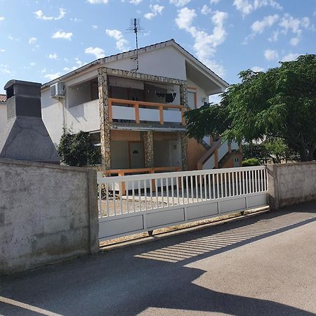 Lipa Mare Vir Daire Dış mekan fotoğraf